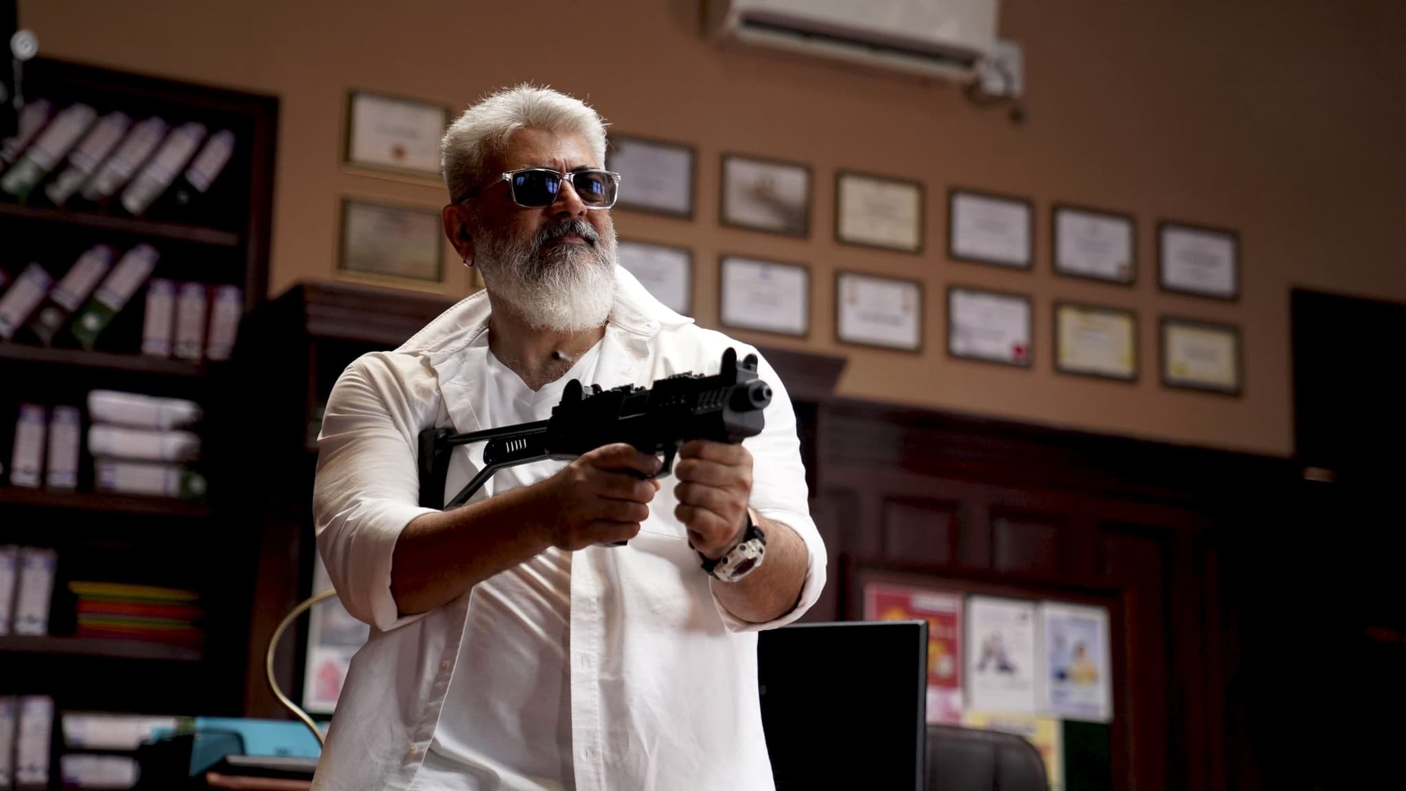 ดูหนังออลไลน์ Thunivu (2023) ปล้นอหังการ